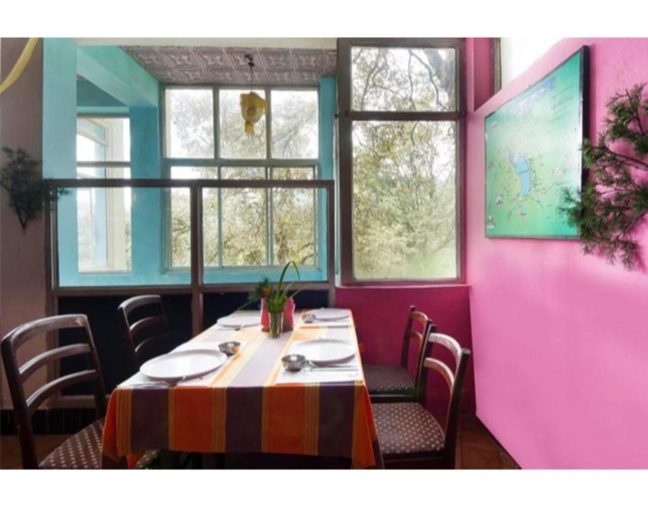 Anamika Hotel Нейнитал Екстериор снимка