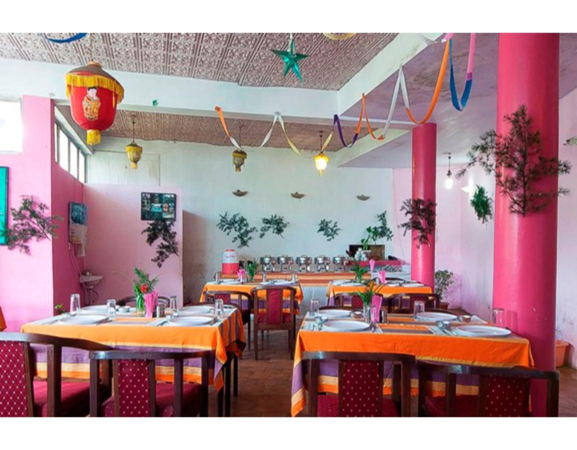 Anamika Hotel Нейнитал Екстериор снимка